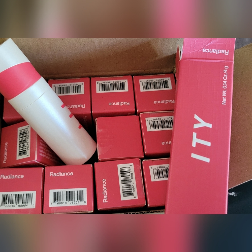 12 New Lipstick Lip Gloss Bundle ITY Radiance Gift